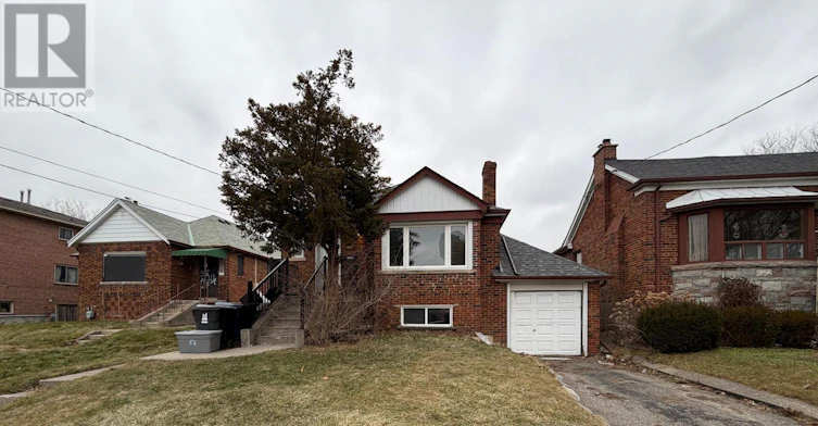 266 Viewmount Avenue, Toronto, ON, M6B 1V2 - 2