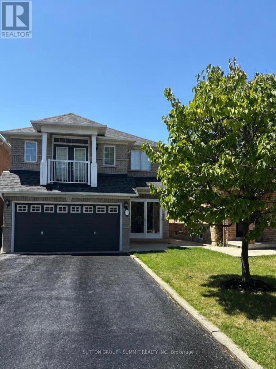 910 Knotty Pine Grove, Mississauga, ON, L5W 1J9