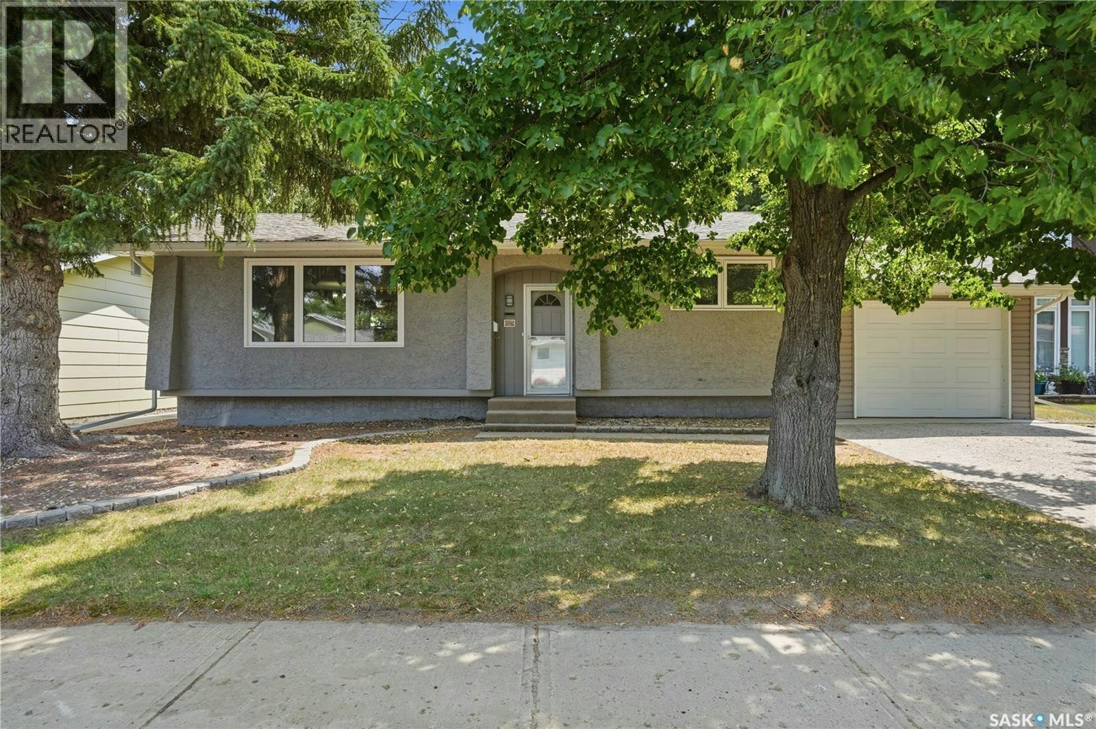 1227 Pascoe Drive E, Moose Jaw, SK, S6H 7A2