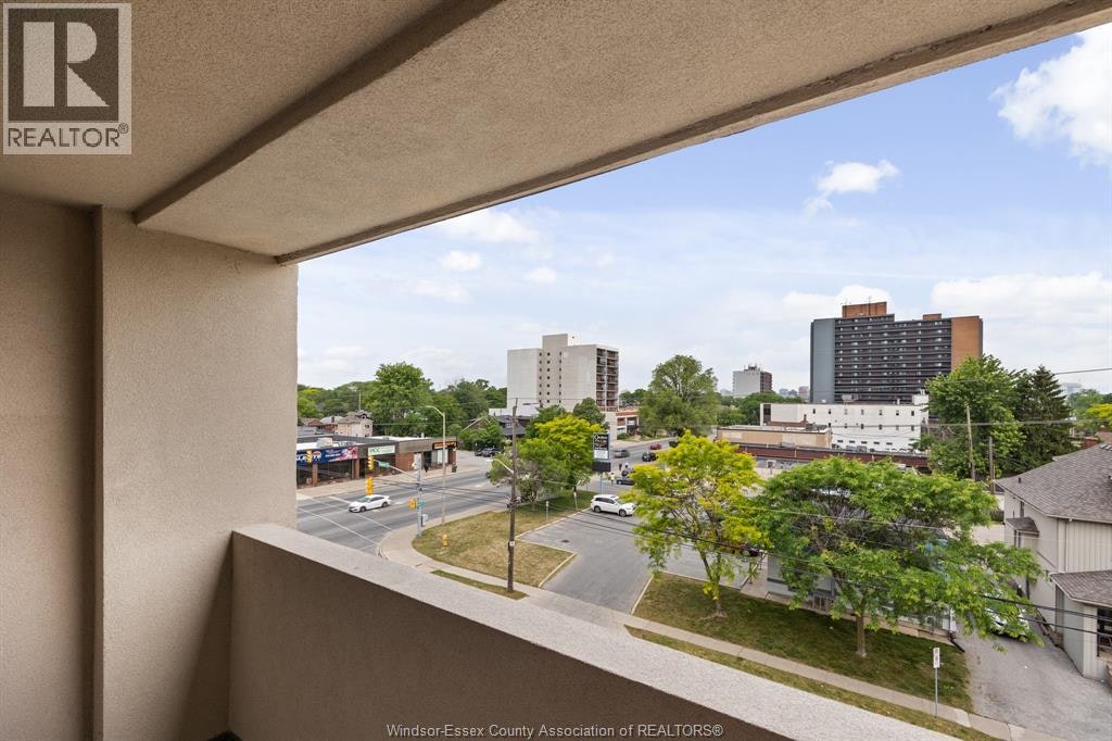 401-1500 Ouellette, Windsor, ON, N8X 1K7 - 32