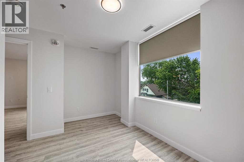 305-1500 Ouellette, Windsor, ON, N8X 1K7 - 28