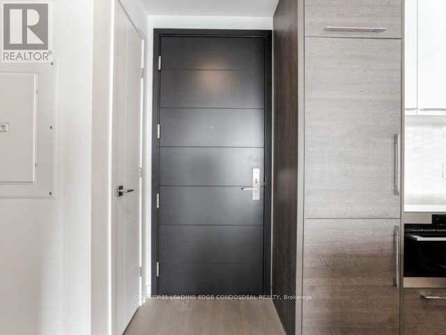 2312-488 University Avenue, Toronto, ON, M5G 0C1 - 15