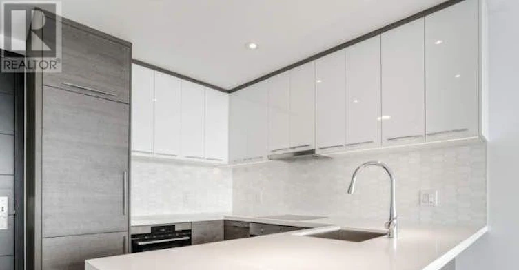 2312-488 University Avenue, Toronto, ON, M5G 0C1 - 17