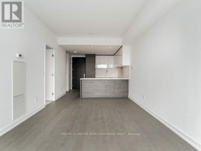 2312-488 University Avenue, Toronto, ON, M5G 0C1 - 21