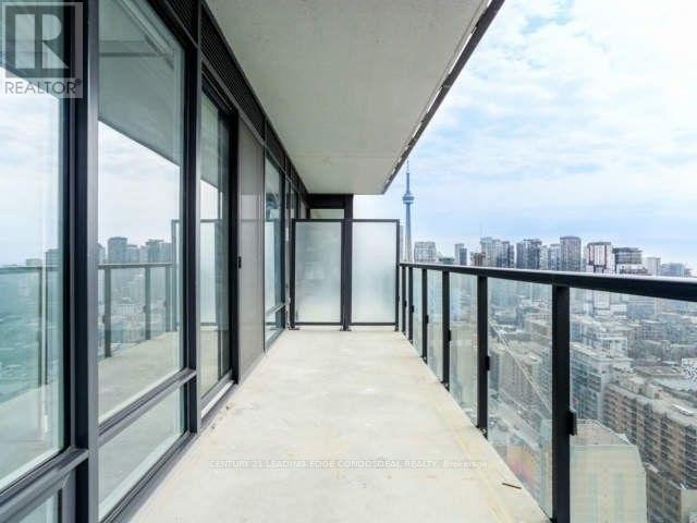 2312-488 University Avenue, Toronto, ON, M5G 0C1 - 28