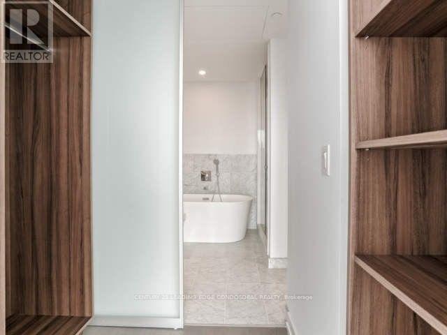 2312-488 University Avenue, Toronto, ON, M5G 0C1 - 24