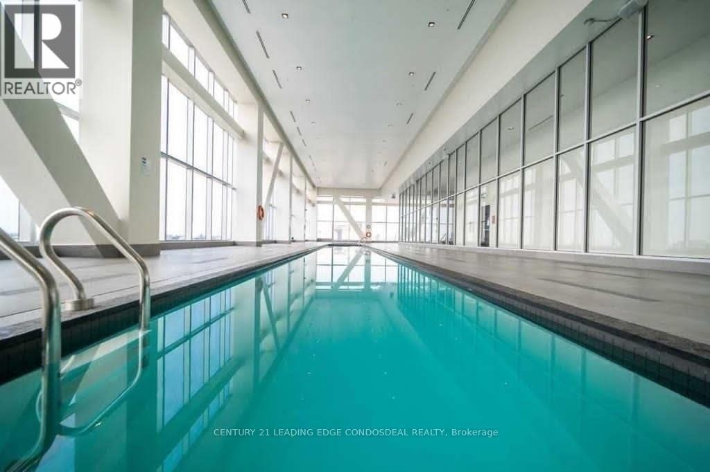 2312-488 University Avenue, Toronto, ON, M5G 0C1 - 11