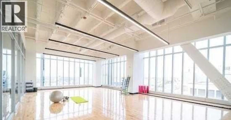 2312-488 University Avenue, Toronto, ON, M5G 0C1 - 10