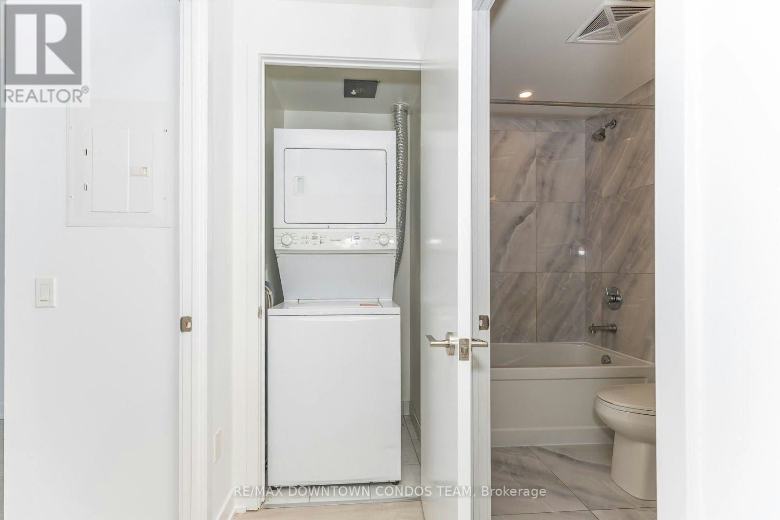 1410-15 Queens Quay Street, Toronto, ON, M5E 0A4 - 14