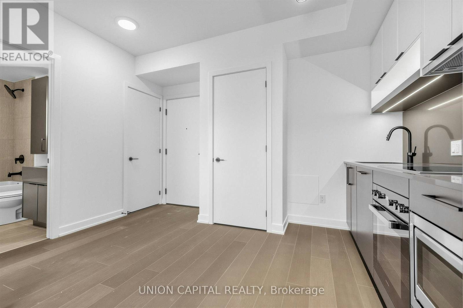 917-89 Montclair Avenue, Toronto, ON, M5P 0A9 - 13