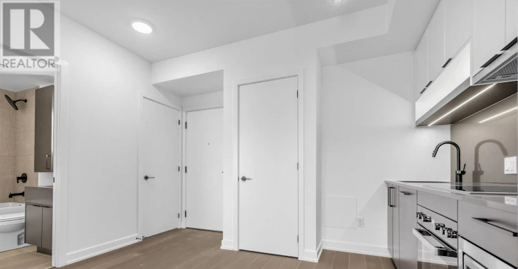 917-89 Montclair Avenue, Toronto, ON, M5P 0A9 - 13