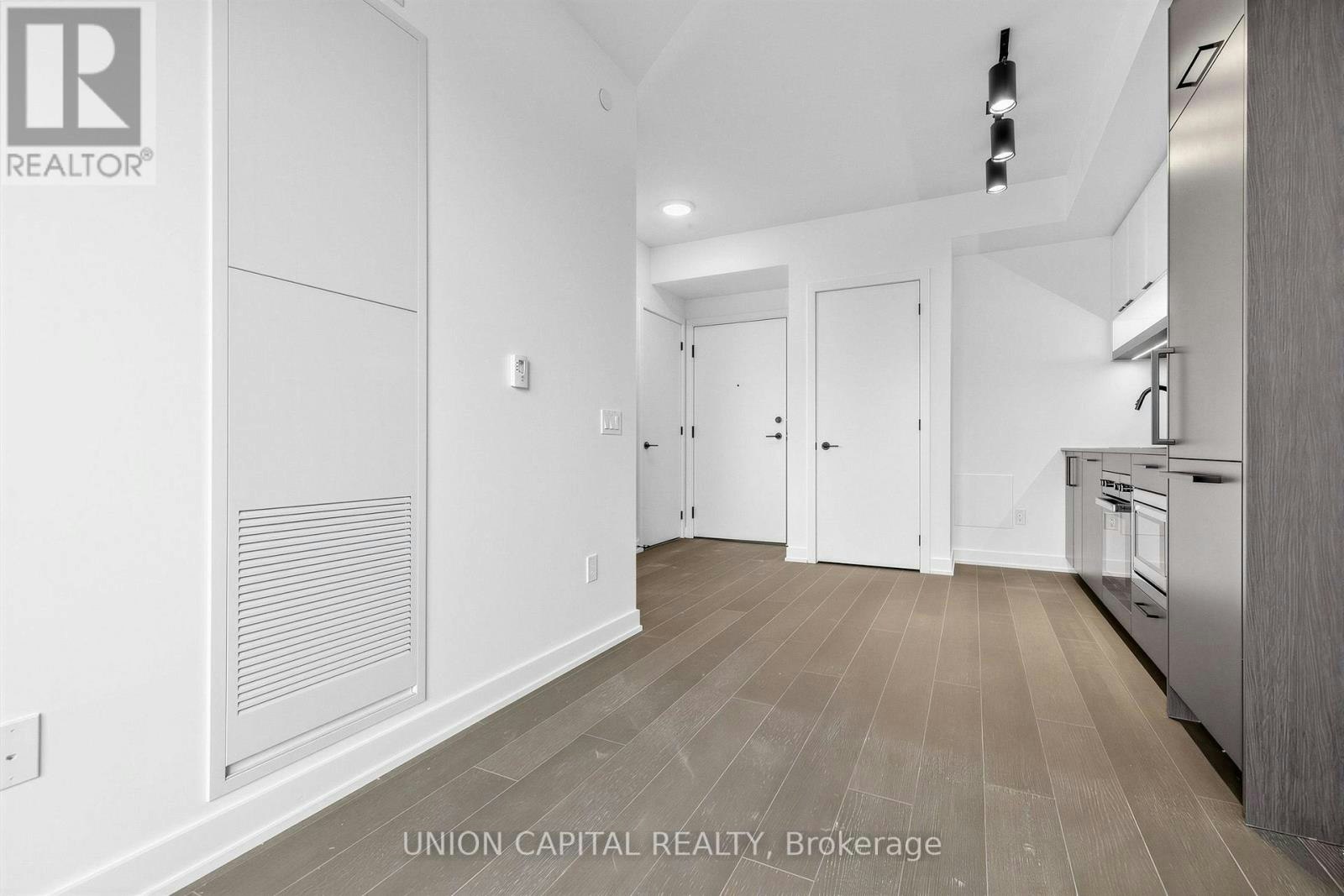 917-89 Montclair Avenue, Toronto, ON, M5P 0A9 - 11