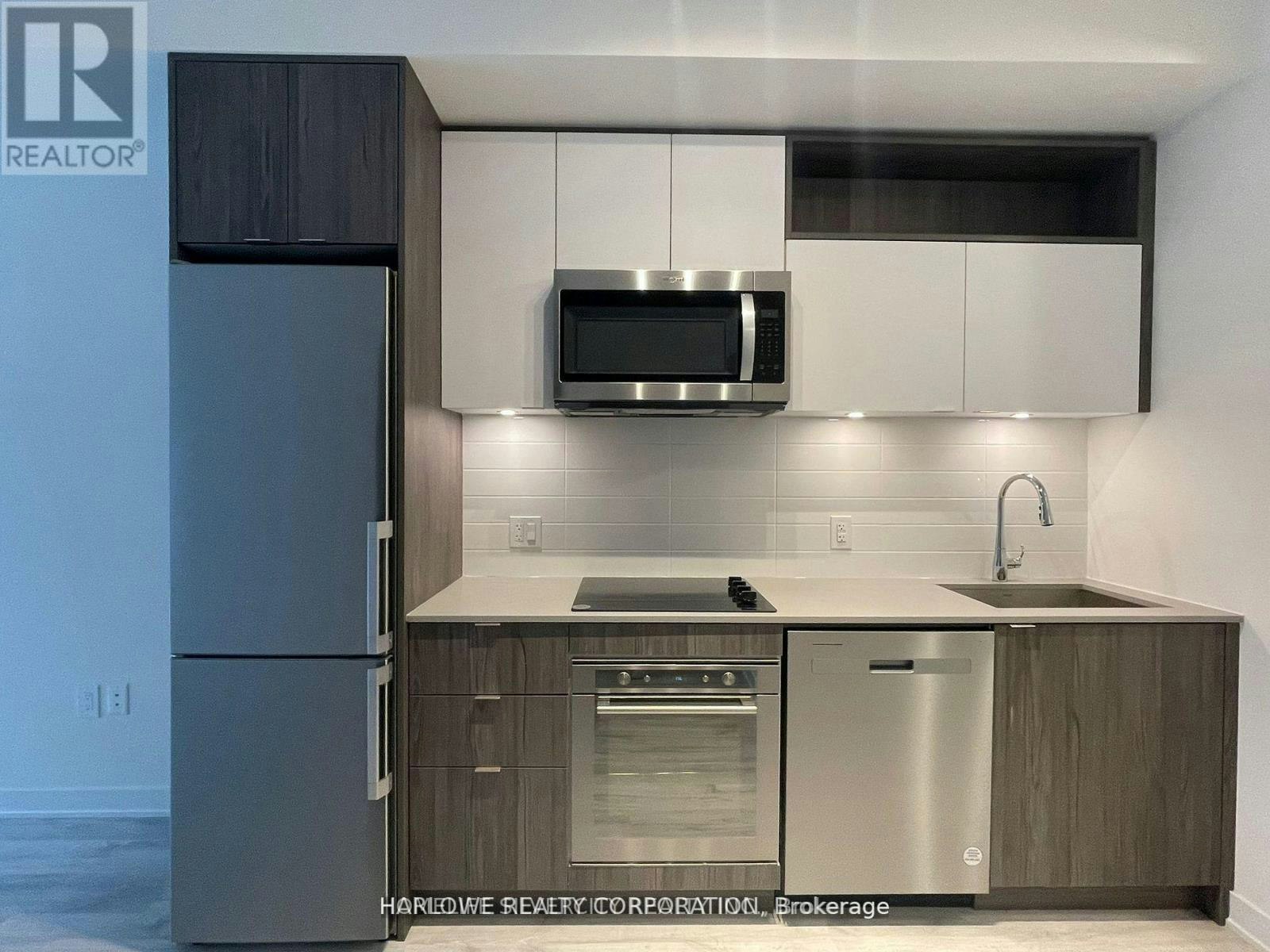 341 SE-60 Princess Street, Toronto, ON, M5A 2C7