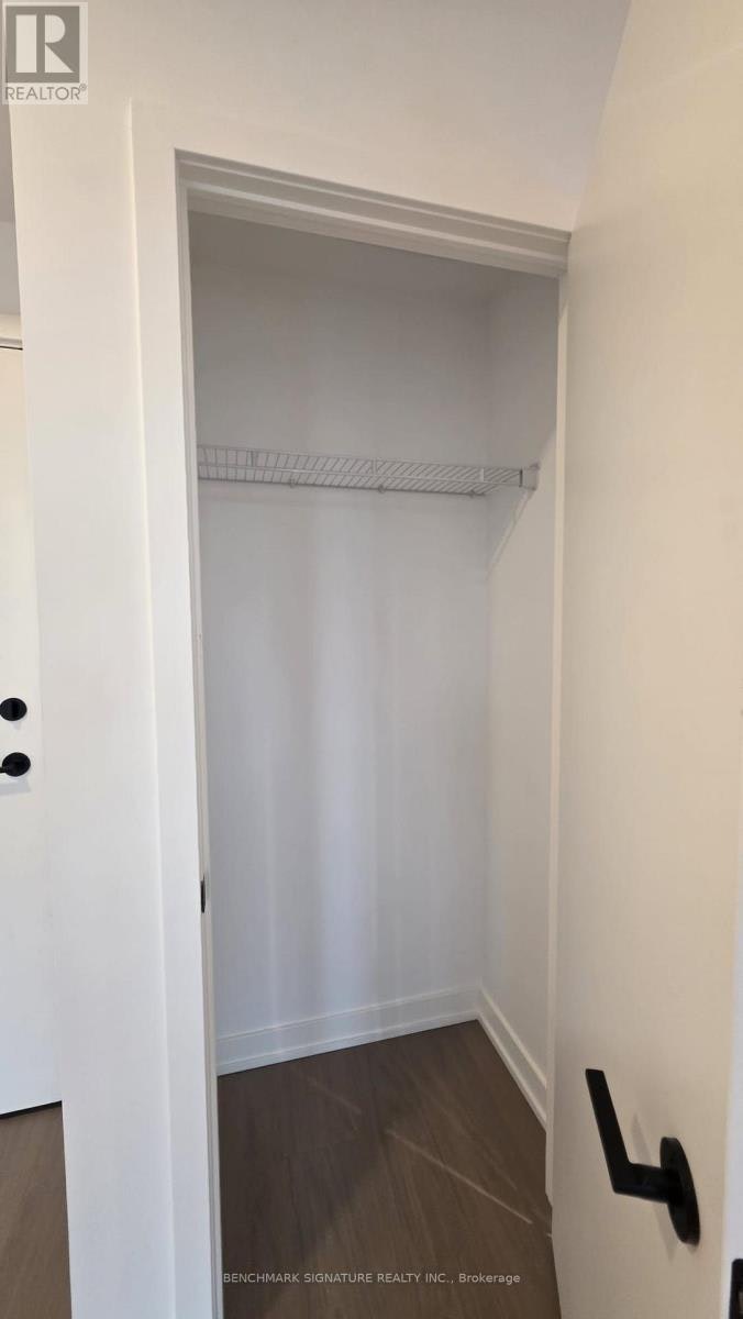 1517-89 Montclair Avenue, Toronto, ON, M5P 0A9 - 13