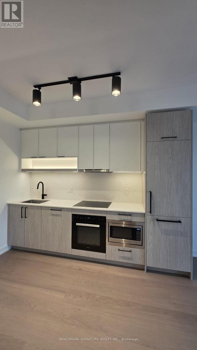 1517-89 Montclair Avenue, Toronto, ON, M5P 0A9 - 8
