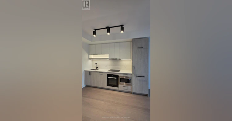 1517-89 Montclair Avenue, Toronto, ON, M5P 0A9 - 8