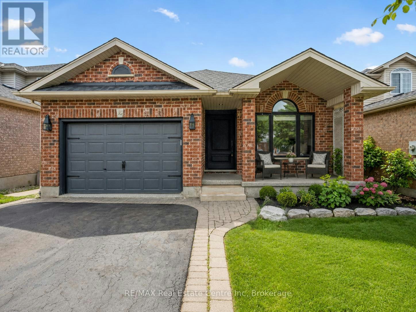 18 Keys Crescent, Guelph, ON, N1G 5J7
