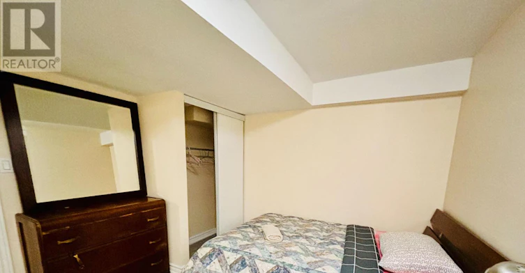38 Challenger Court, Toronto, ON, M1C 4Z4 - 8