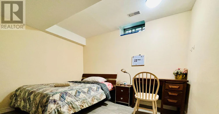 38 Challenger Court, Toronto, ON, M1C 4Z4 - 7