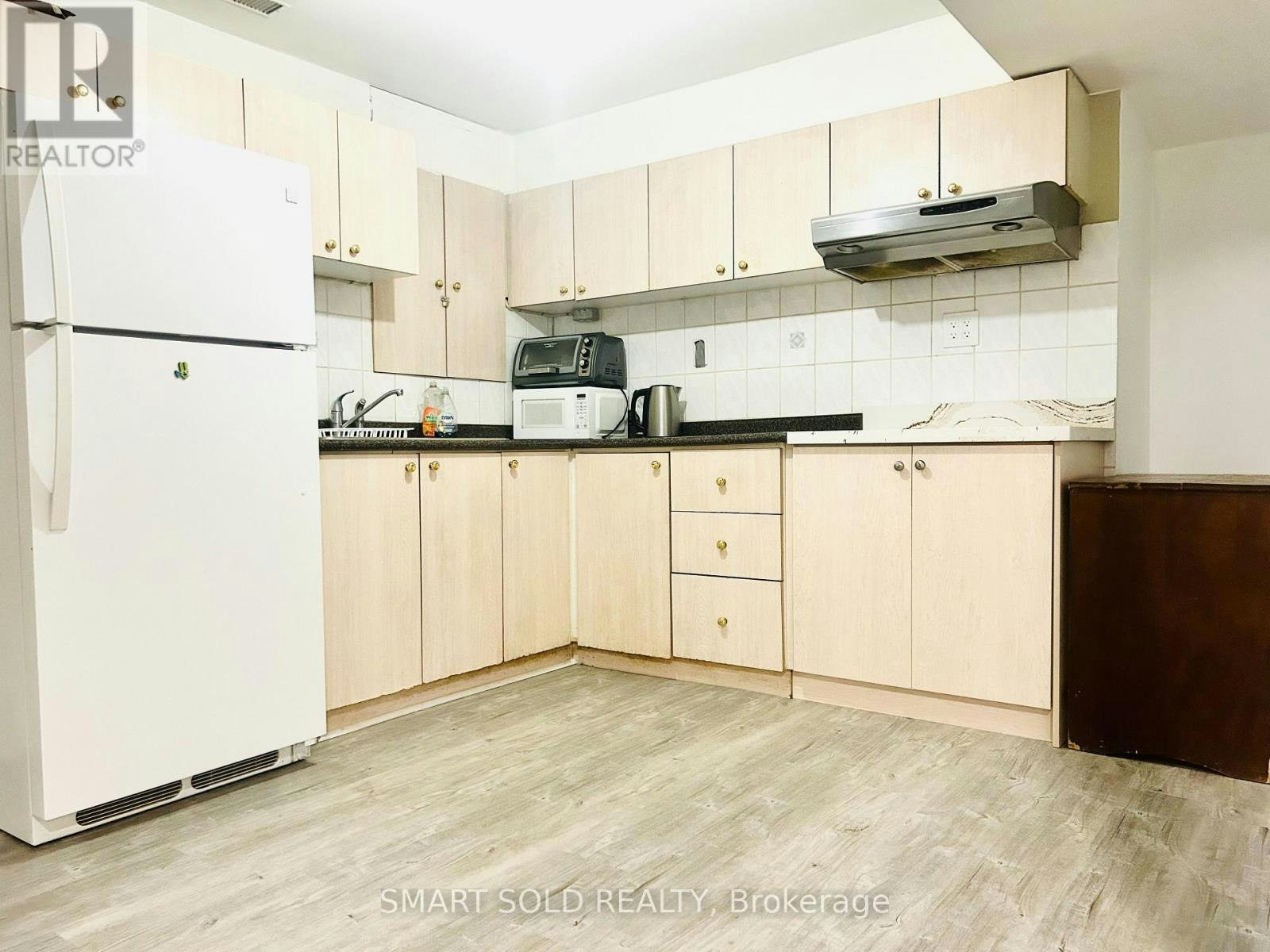 38 Challenger Court, Toronto, ON, M1C 4Z4 - 2