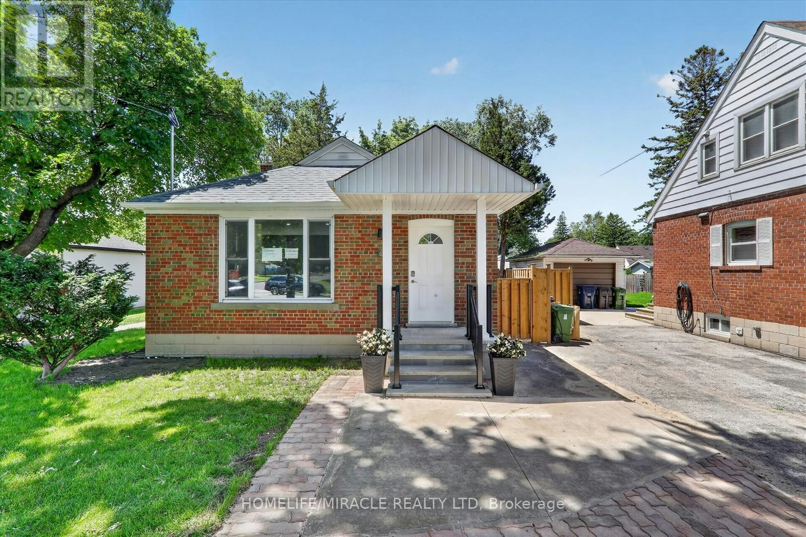 46 Singleton Road, Toronto, ON, M1R 1H9