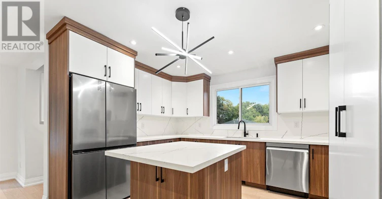MAIN-63 Walter Avenue, Newmarket, ON, L3Y 2T4 - 9
