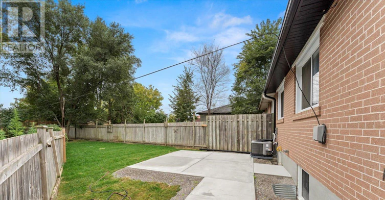 MAIN-63 Walter Avenue, Newmarket, ON, L3Y 2T4 - 18