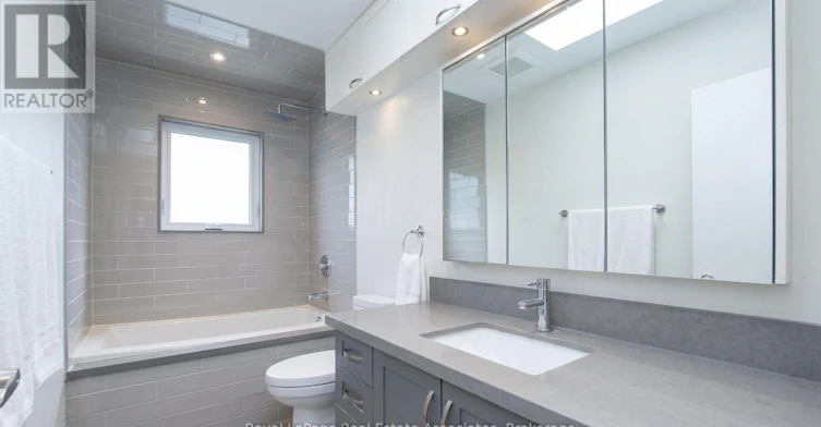 130 Grandview Avenue, Markham, ON, L3T 1H6 - 10