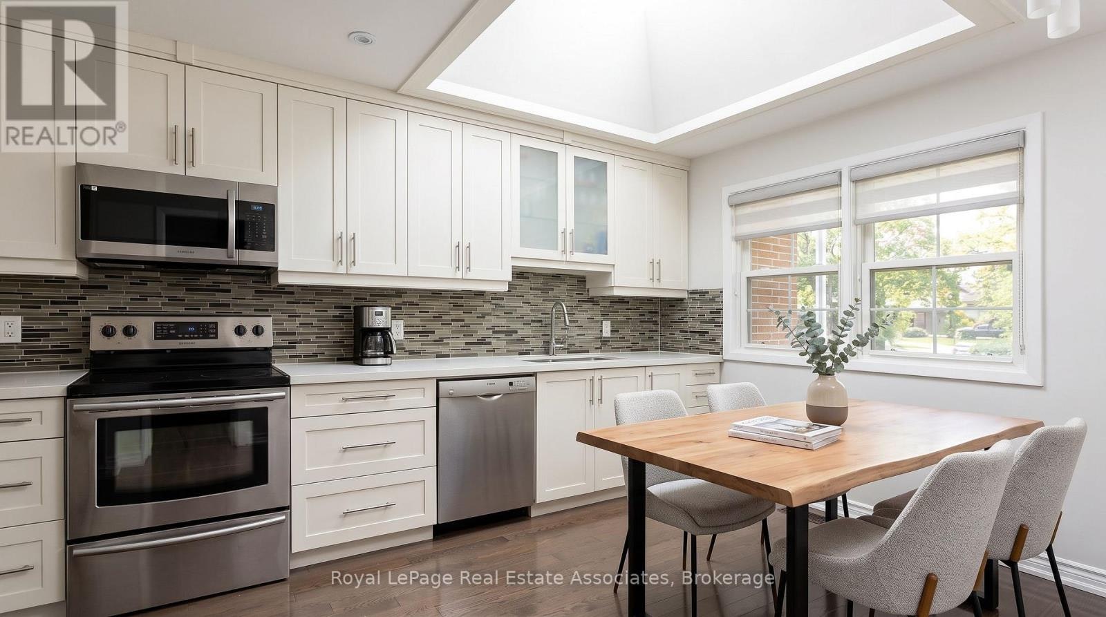 130 Grandview Avenue, Markham, ON, L3T 1H6 - 4