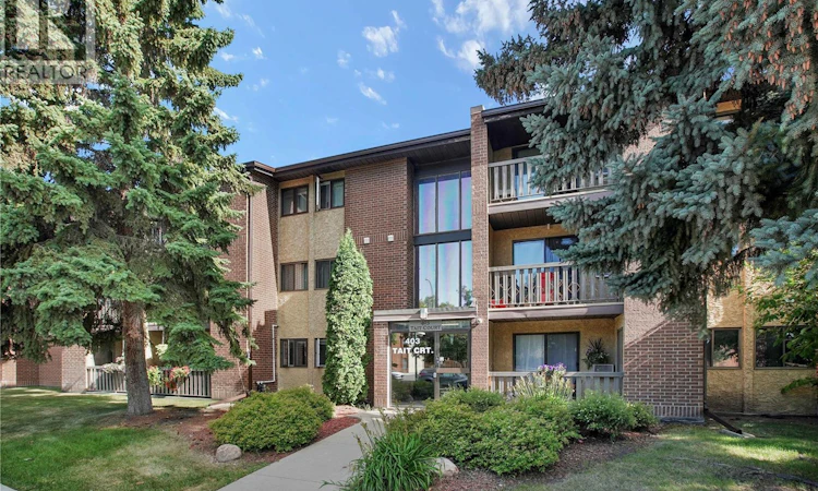202-403 Tait Court