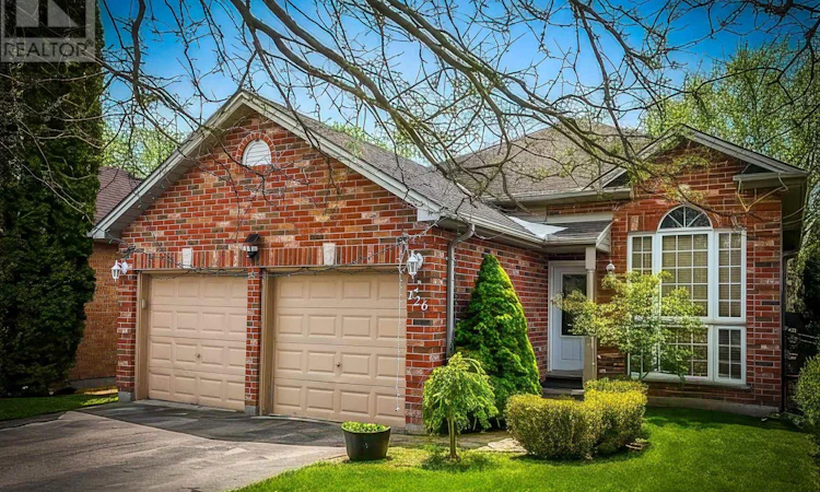 126 Meadowridge Road