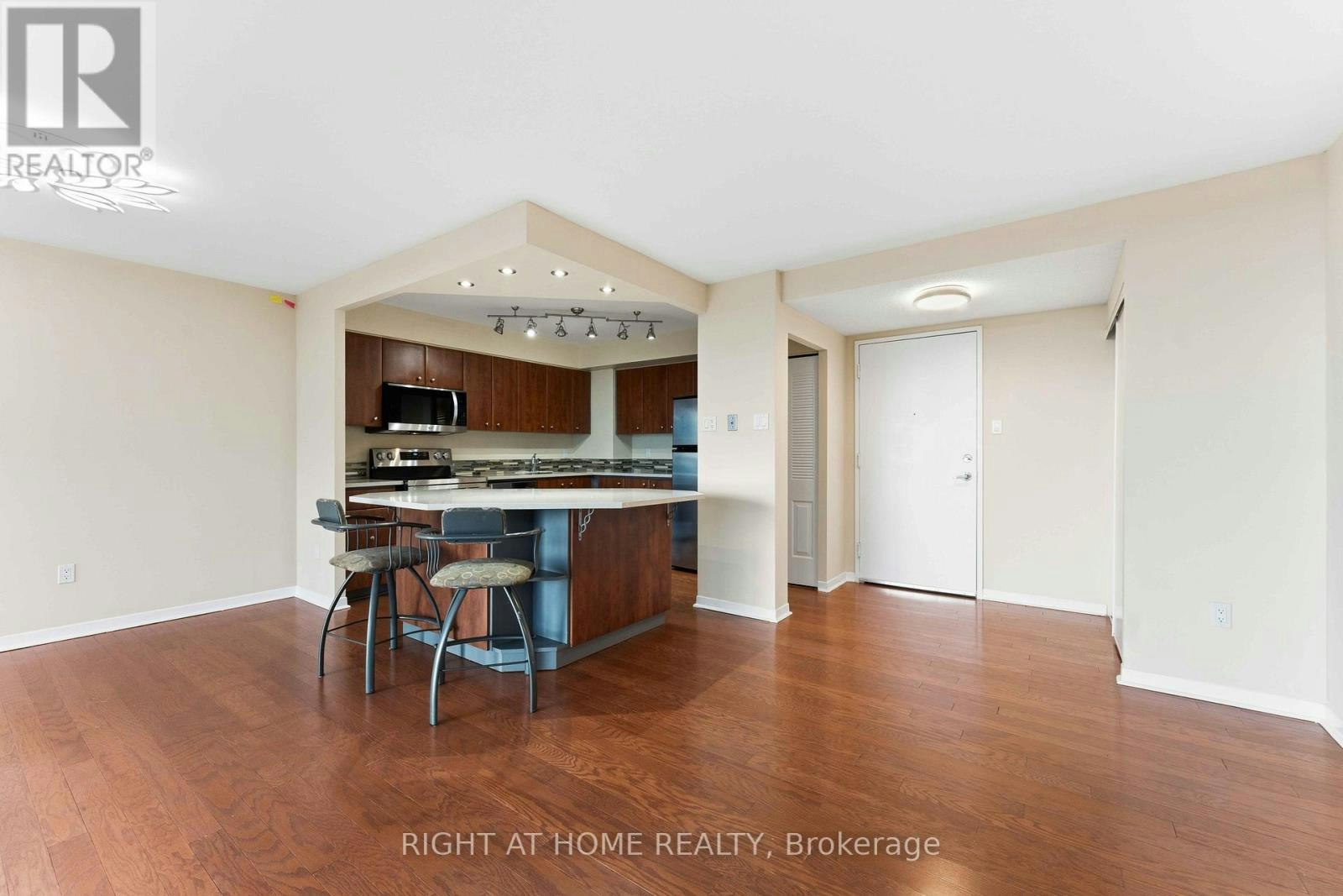 911-2759 Carousel Crescent, Ottawa, ON, K1T 2N5 - 11