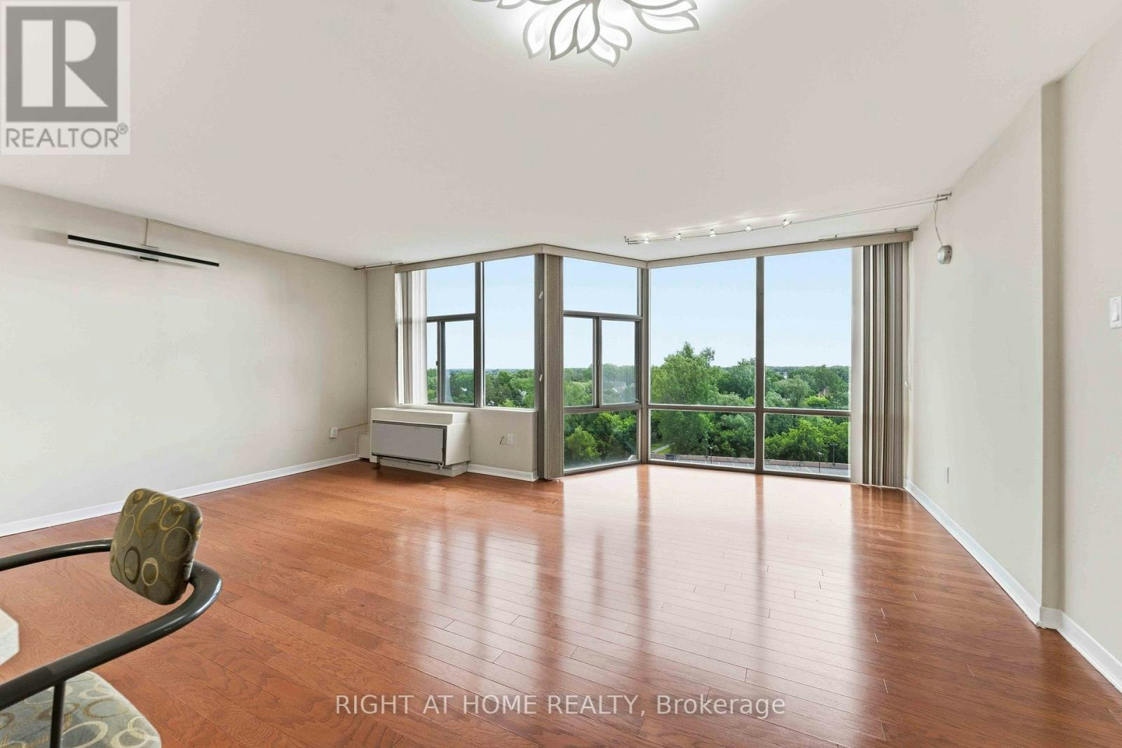 911-2759 Carousel Crescent, Ottawa, ON, K1T 2N5 - 17