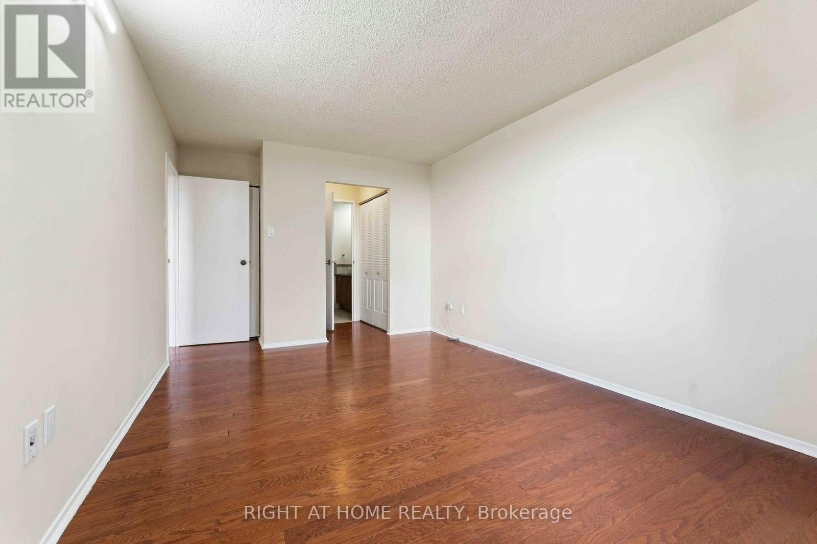 911-2759 Carousel Crescent, Ottawa, ON, K1T 2N5 - 31