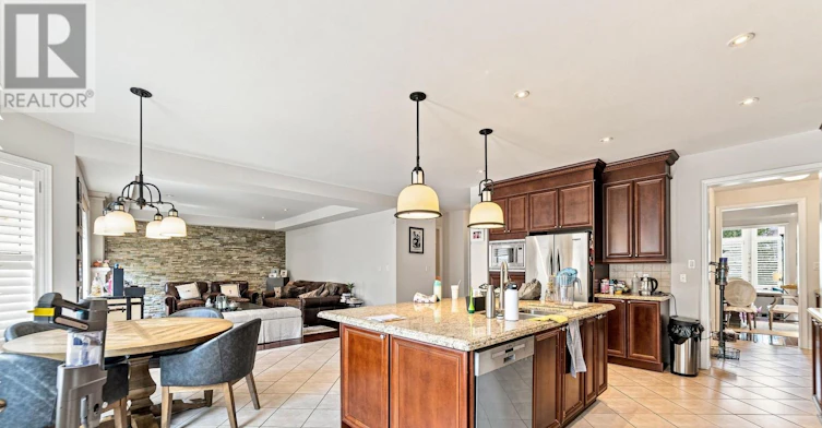 2404 Rideau Drive, Oakville, ON, L6H 7P8 - 12