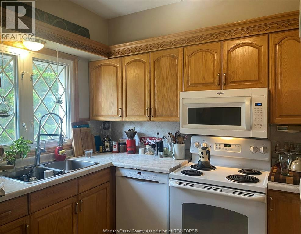 1389 Victoria, Windsor, ON, N8X 1N9 - 11