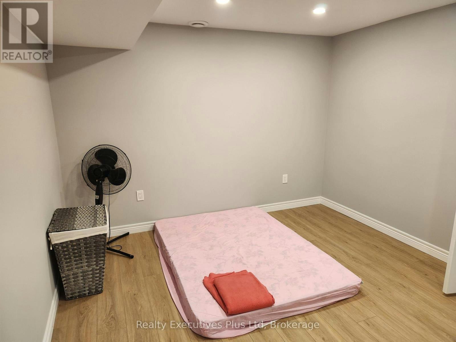 2 Zelia Court, Tiny, ON, L0L 2J0 - 19