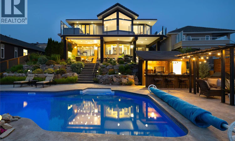 10 Bayview Heights