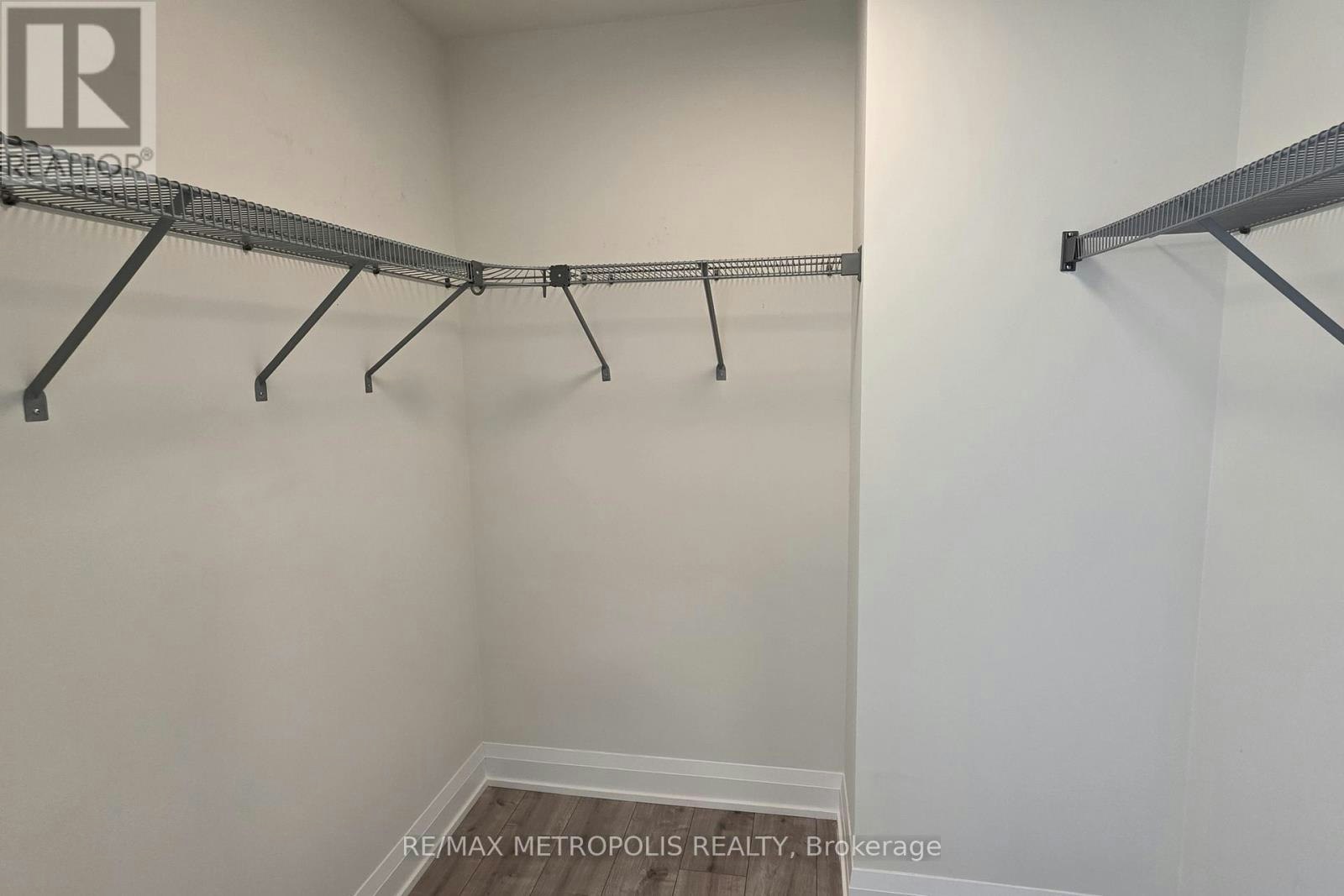 3505-8 Water Walk Drive, Markham, ON, L3R 6L4 - 17