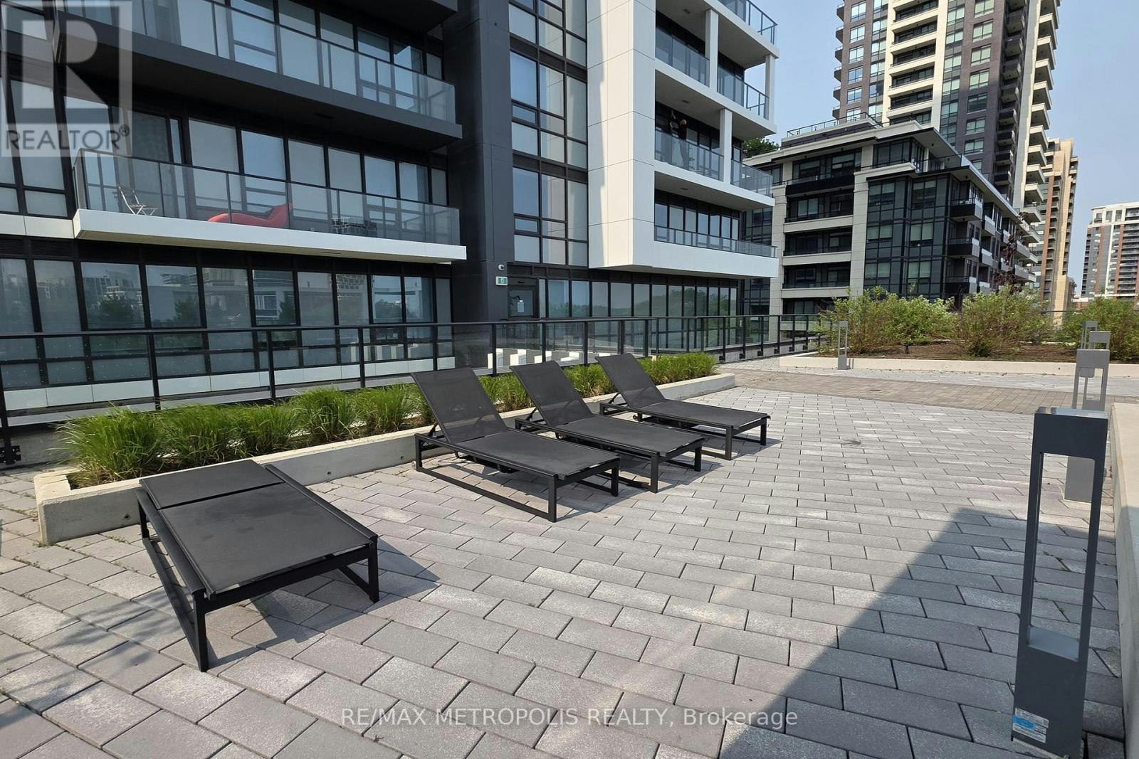 3505-8 Water Walk Drive, Markham, ON, L3R 6L4 - 25