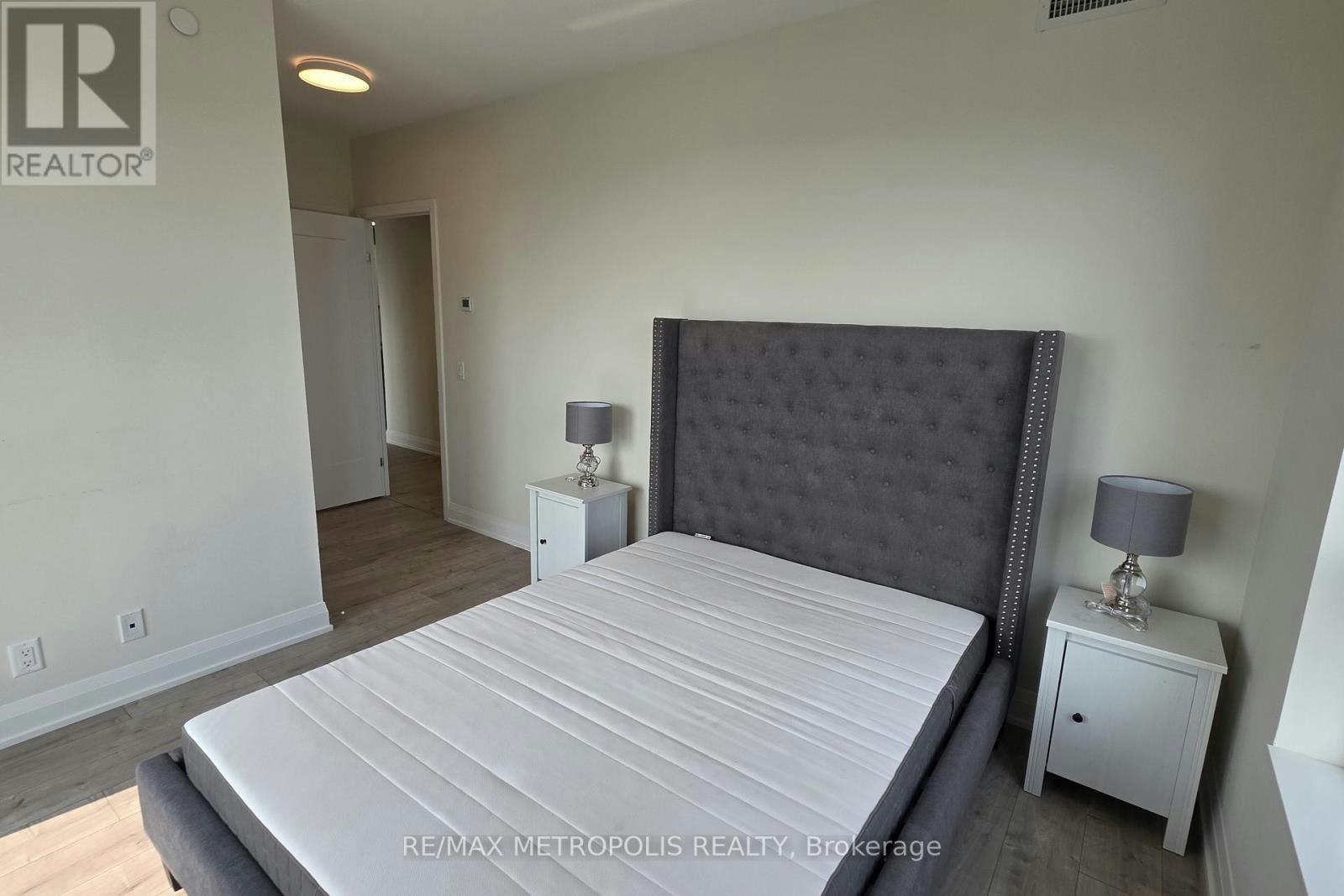 3505-8 Water Walk Drive, Markham, ON, L3R 6L4 - 16