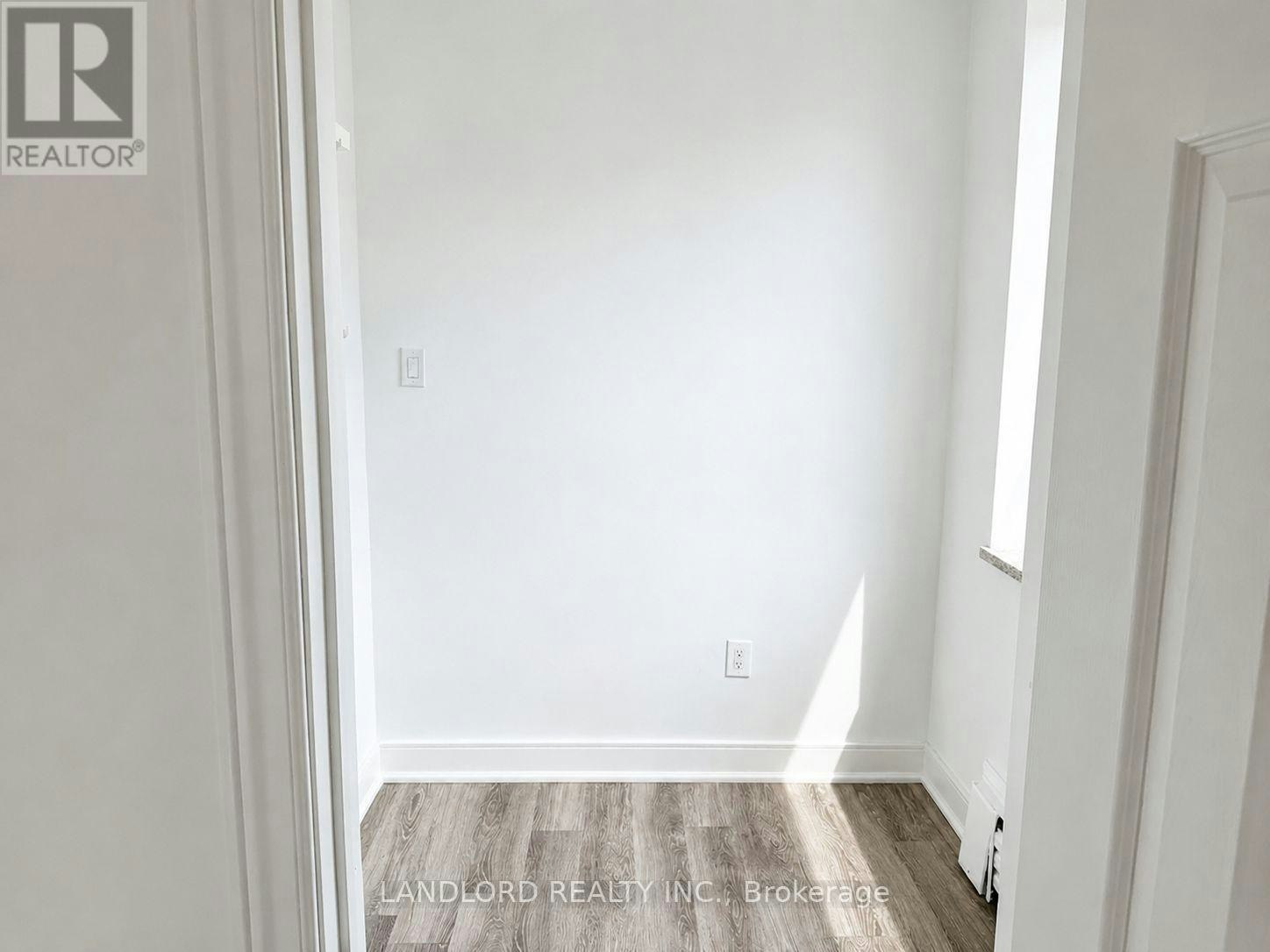 31-140 Springhurst Avenue, Toronto, ON, M6K 1C1 - 13