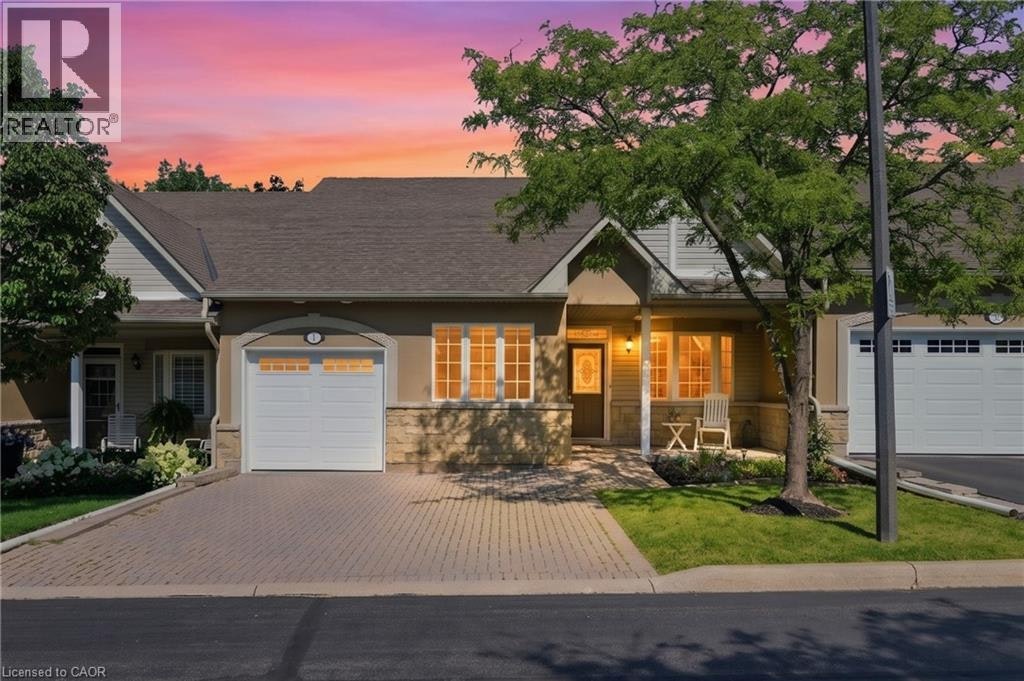 41-212 Stonehenge Drive, Hamilton, ON, L9K 1N4