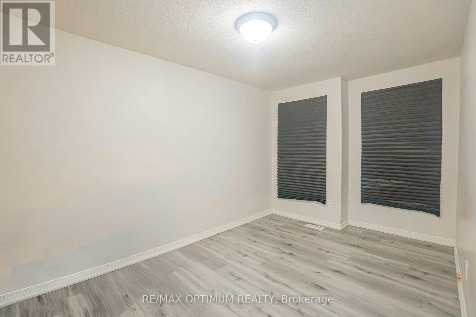 139 Activa Avenue, Kitchener, ON, N2E 3T3 - 18