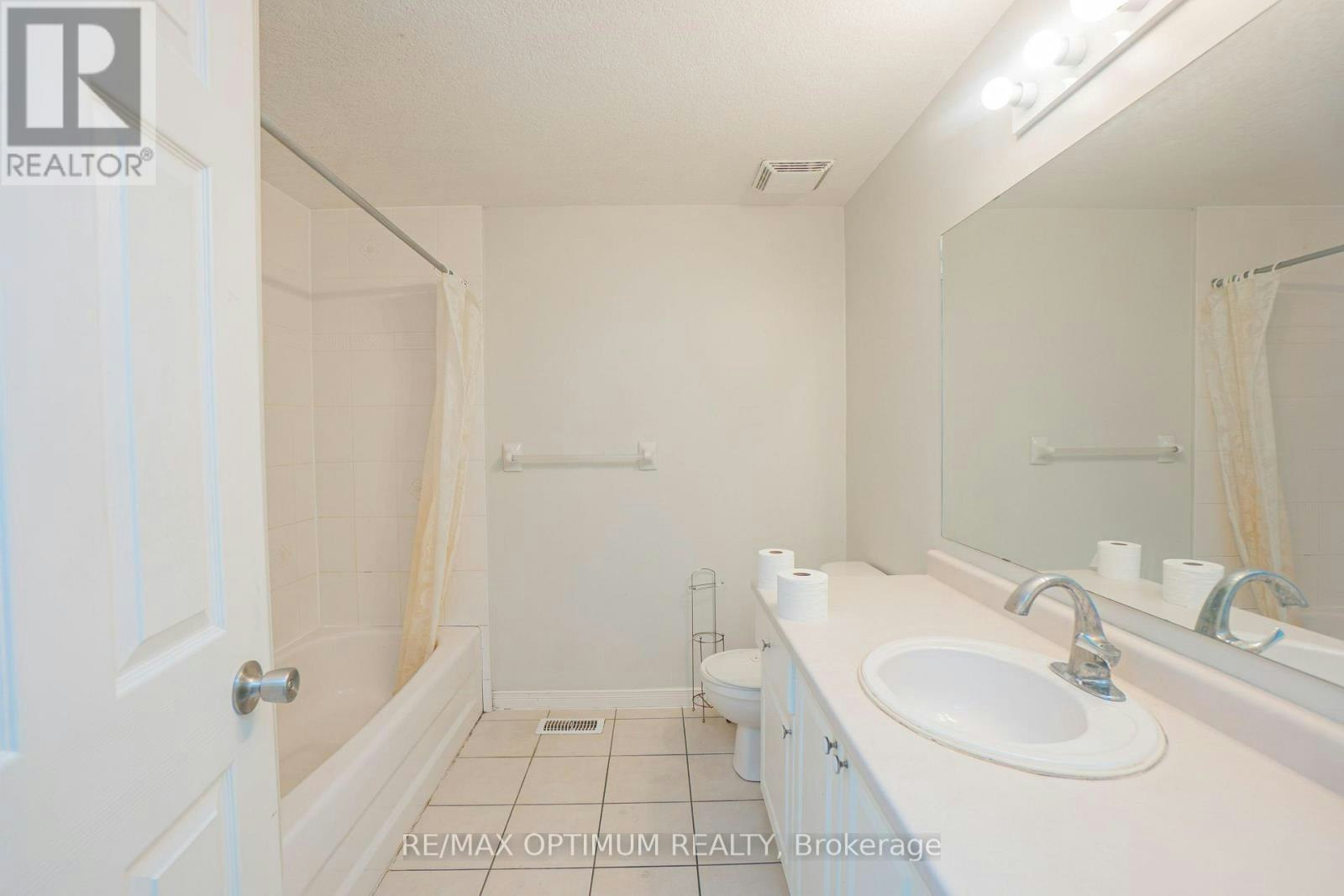 139 Activa Avenue, Kitchener, ON, N2E 3T3 - 16