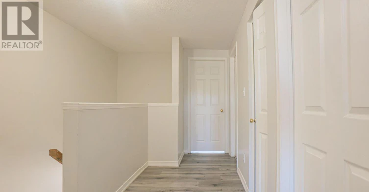 139 Activa Avenue, Kitchener, ON, N2E 3T3 - 19