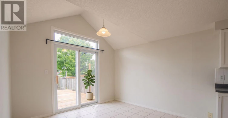 139 Activa Avenue, Kitchener, ON, N2E 3T3 - 11