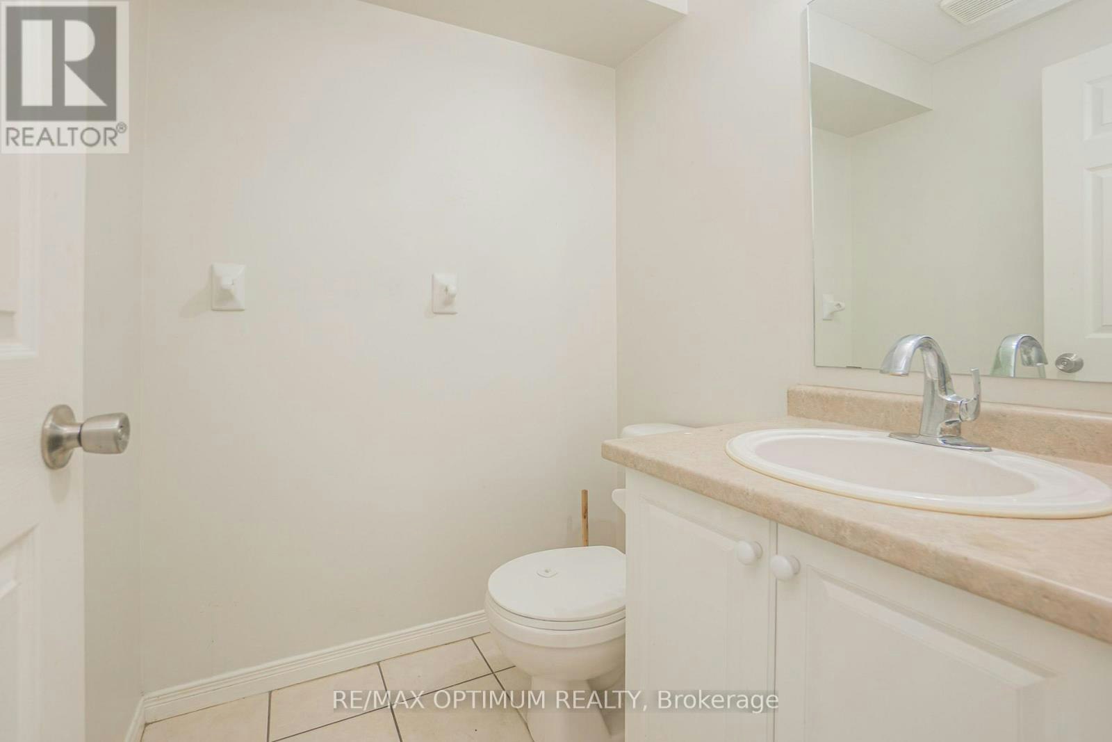 139 Activa Avenue, Kitchener, ON, N2E 3T3 - 12
