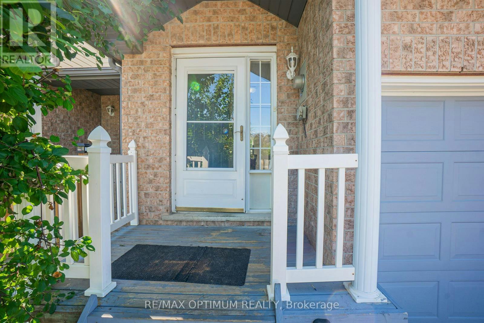 139 Activa Avenue, Kitchener, ON, N2E 3T3 - 2