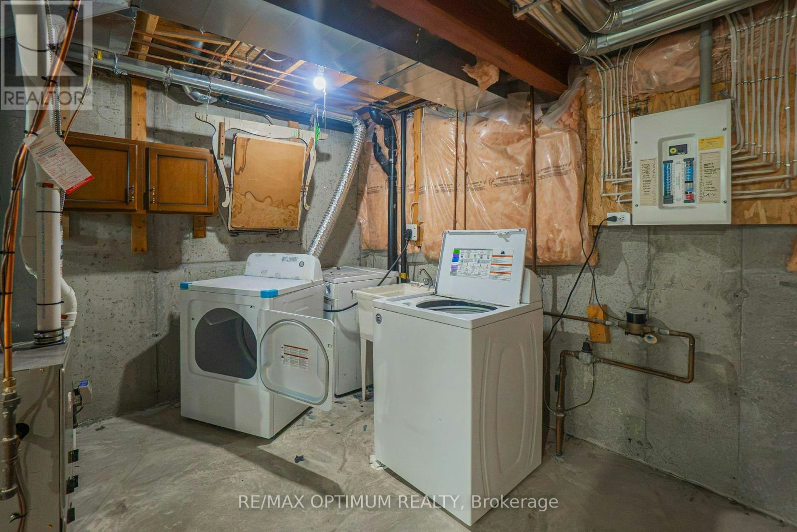 139 Activa Avenue, Kitchener, ON, N2E 3T3 - 23